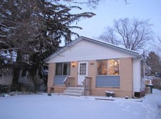1215 Juneway Ter, Round Lake Beach, IL 60073