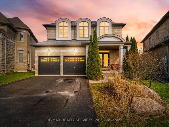17 Island Grv, Brampton, ON L6X 0W6