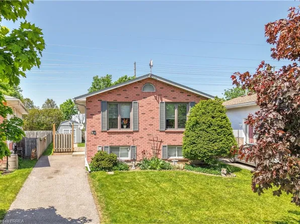 58 Arbor Dr, Brantford, ON N3P 2A7