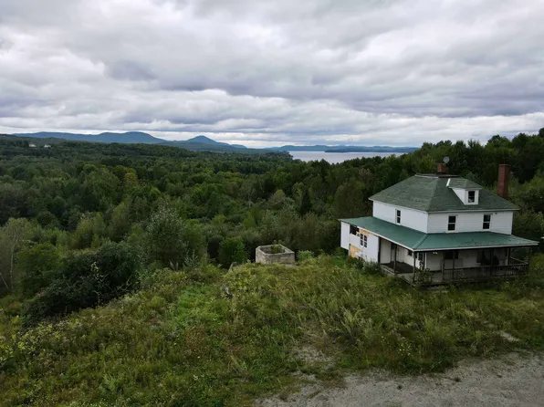 606 Highland Avenue, Newport City, VT 05855
