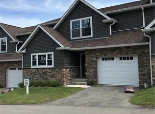 103 Willow Ln, Chippewa Twp, PA 15010