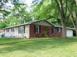 1141 W Briarwood St, Marshfield, WI 54449