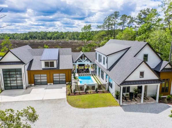 133 Misty Hollow Lane, Sneads Ferry, NC 28460