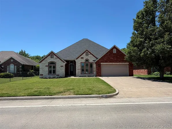 1403 S 9th St, McAlester, OK 74501