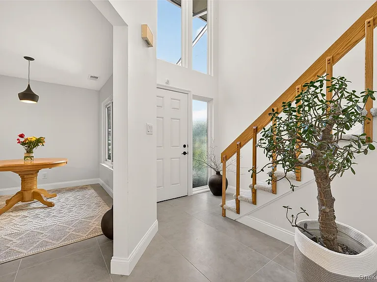 60 Wimbledon Dr #60 — Photo 4