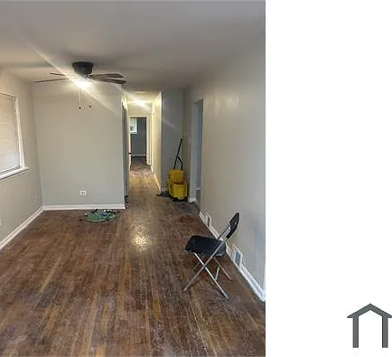 8924 S Parnell Ave — Photo 2