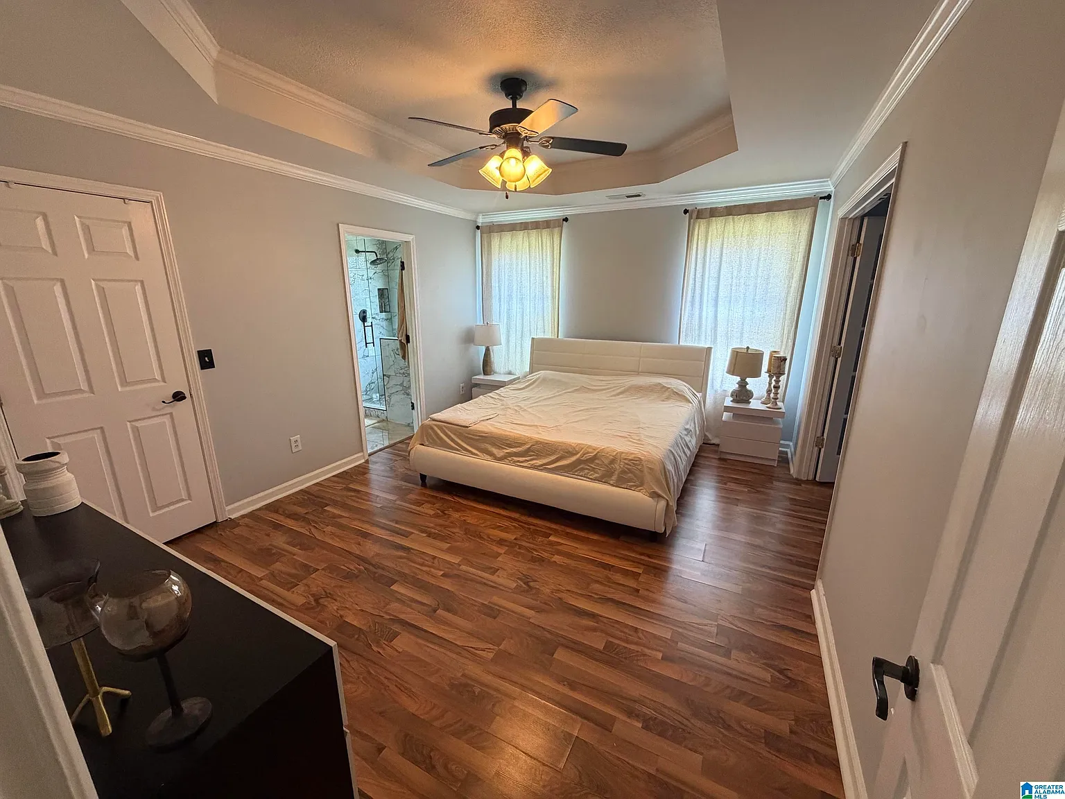 3 bed, 2.0 bath, $2,000 — Photo 3