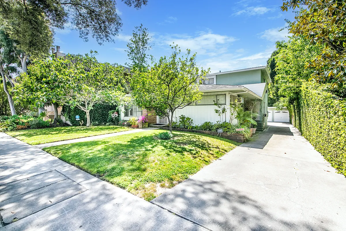 Building Photo - 4181 Tujunga Ave