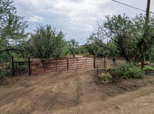 8872 W Cluff Ranch Rd, Ranch, AZ 85543