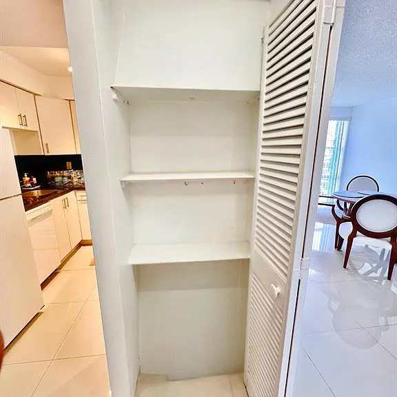 17570 Atlantic Blvd #416 — Photo 12