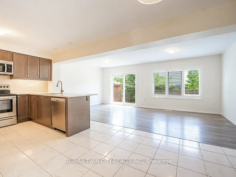 455 Guelph Ave #20 — Photo 7