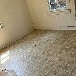 206 Section Ave — Photo 2
