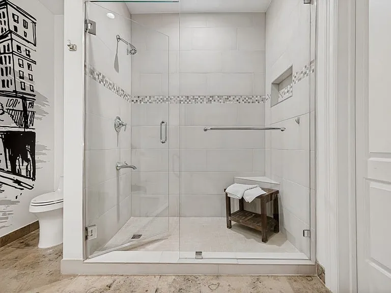 2828 Hood St #801 — Photo 19