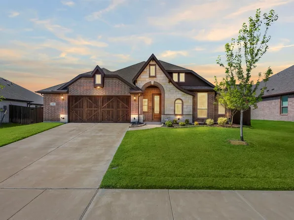 240 Resting Place Rd, Waxahachie, TX 75165