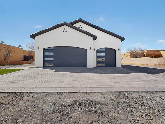 4th image of 6030 Miller Rd NE