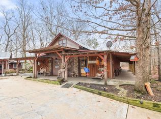 110 Sparks Way, Talking Rock, GA 30175