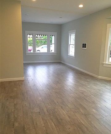 4th image of 208 S Ave 60