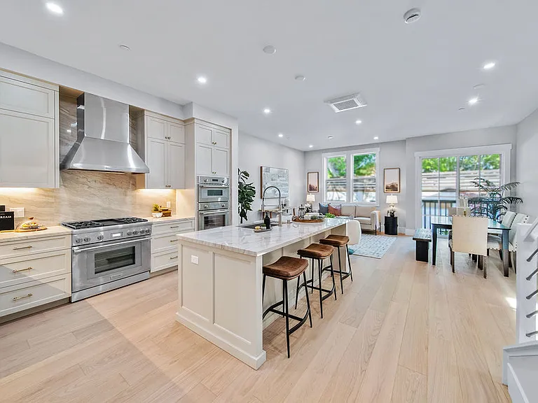 600 Hartz Ave #103 — Photo 5