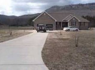 3285 W Valley Rd, Dunlap, TN 37327