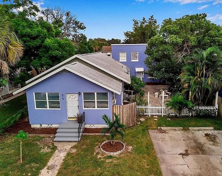 1st image of 815 15th St N #815