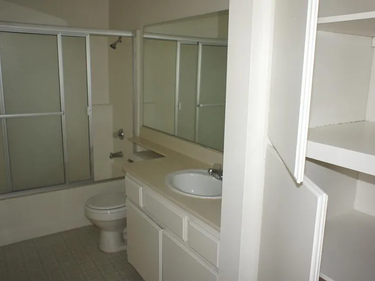 410 S Clementine St #106 — Photo 10