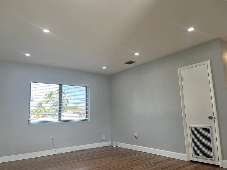 11535 SW 139th Ter — Photo 9