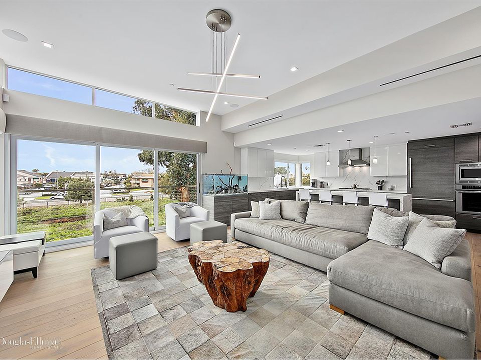 1st image of 741 S Cedros Ave