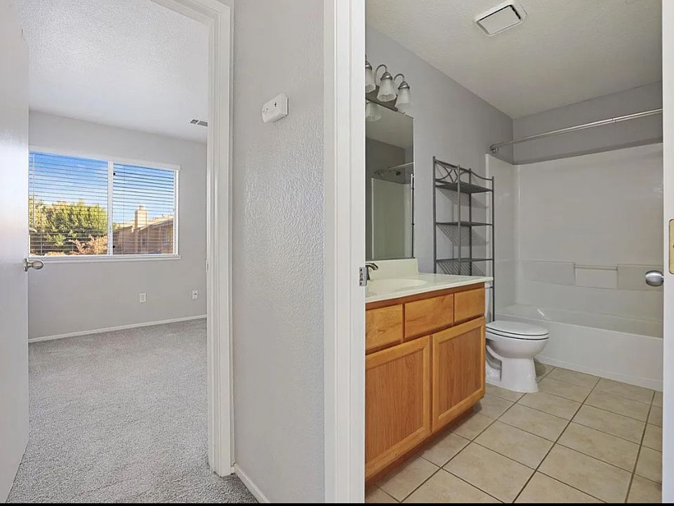2nd image of 552 Pirinen Ln