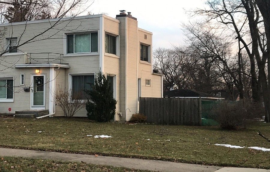2nd image of 285 Harding Ave