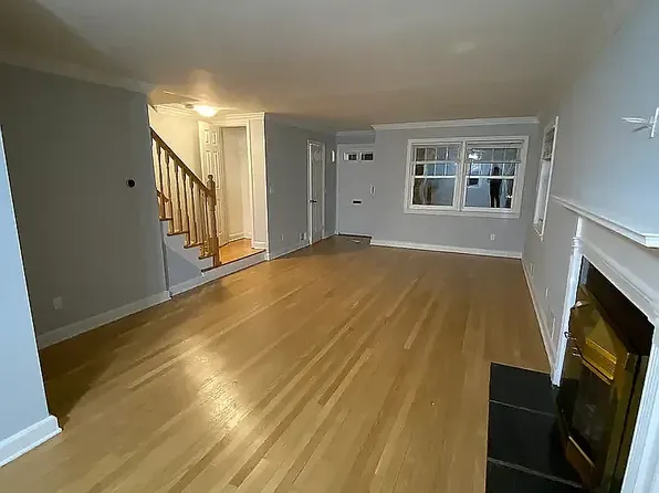 (undisclosed Address), Summit, NJ 07901