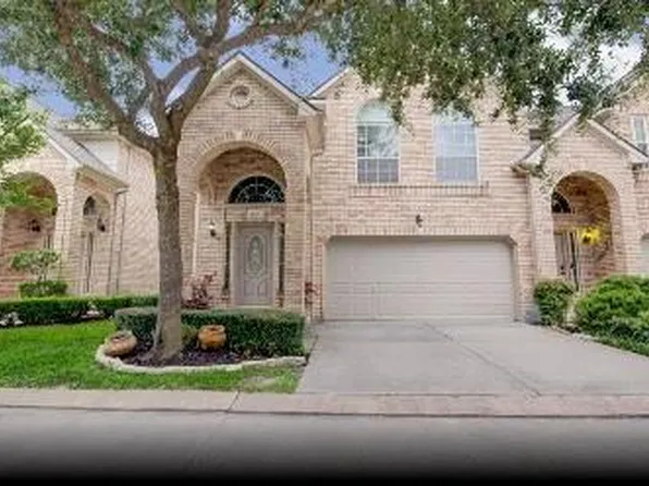 6439 W Linpar Ct, Houston, TX 77040