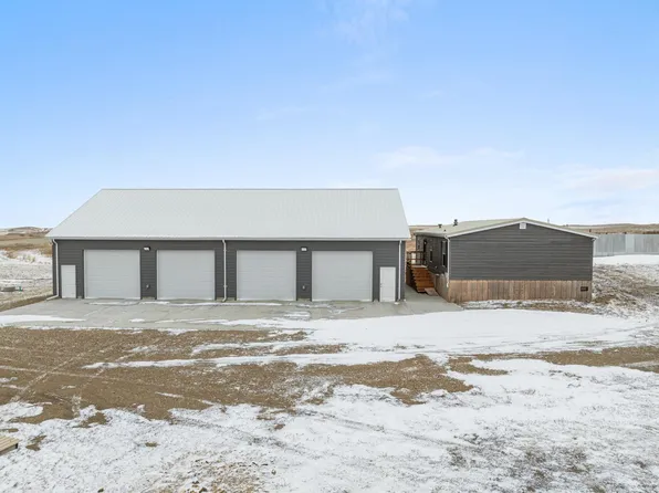 8093 48th St NW, Stanley, ND 58784