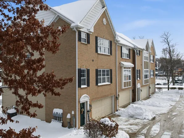 1754 Willis St, South Bend, IN 46637