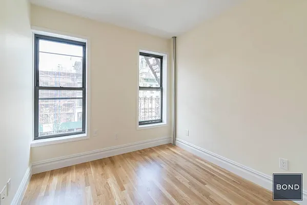 Rented by Bond New York | media 9