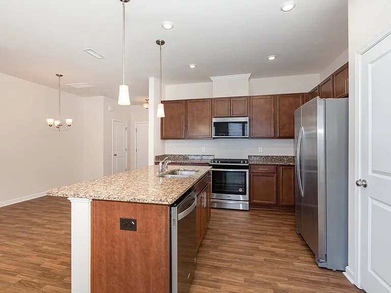 1009 Sycaten St — Photo 5