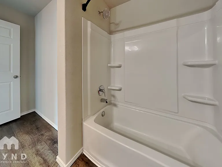 3704 Colemans Run — Photo 12