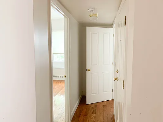 Rented by Ulas Real Estates Inc | media 19