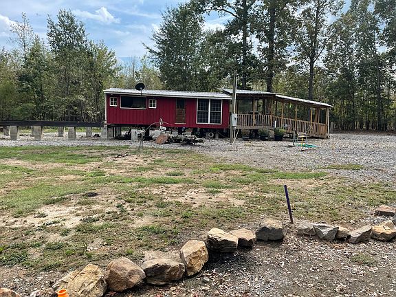 3rd image of 672 Nimmo Rd