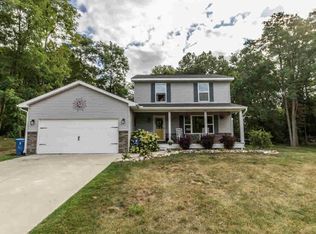 16473 Elder Oak Trl, Fenton, MI 48430