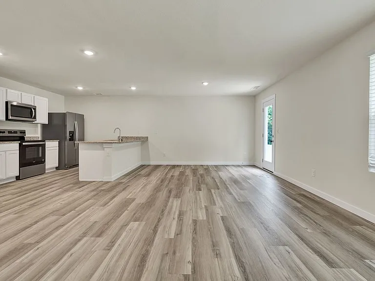 627 Fox Den Cir — Photo 9