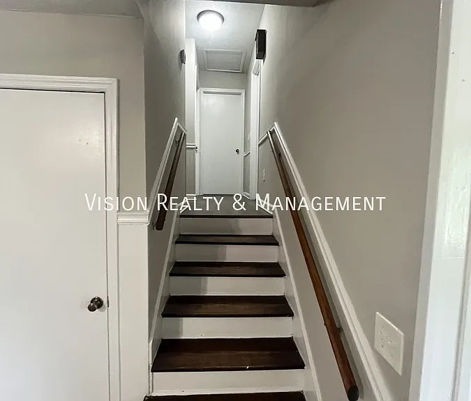 153 Carroll Cir — Photo 39