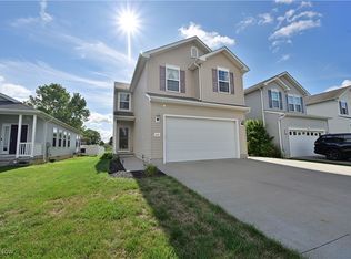 812 Bearing Ct, Amherst, OH 44001