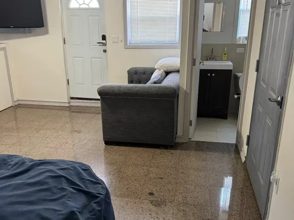 (undisclosed Address), South Ozone Park, NY 11420