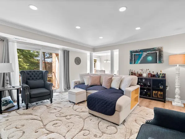 838 Quince Orchard Blvd APT 102, Gaithersburg, MD 20878