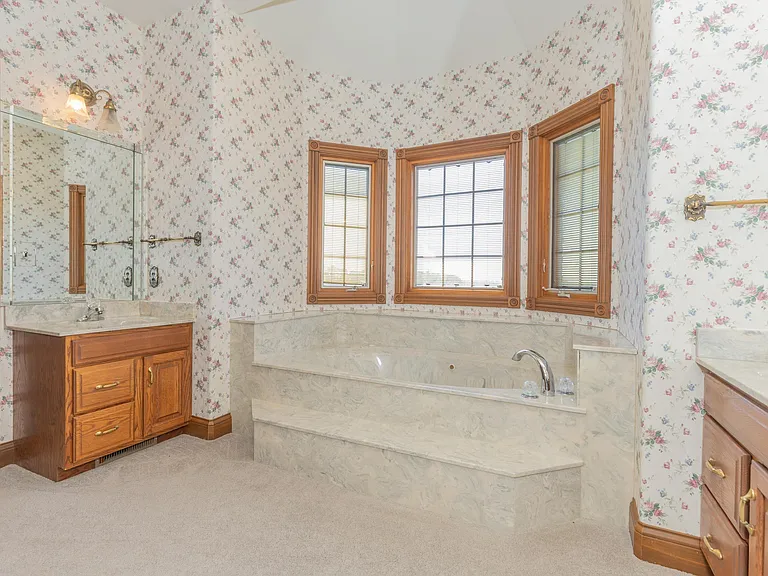 2155 Durlin Rd — Photo 23