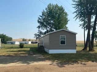 255 C St, Dickinson, ND 58601