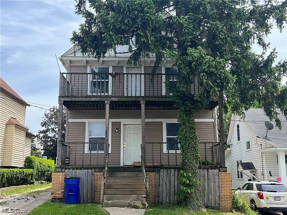 1st image of 3559 W 61st St
