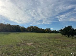 2 Peterson Rd, Lawrence, KS 66049