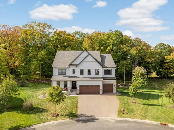 6655 Bracken Dr, Excelsior, MN 55331