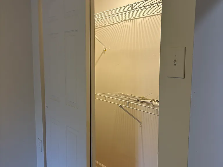 610 Brentwood Ct — Photo 30